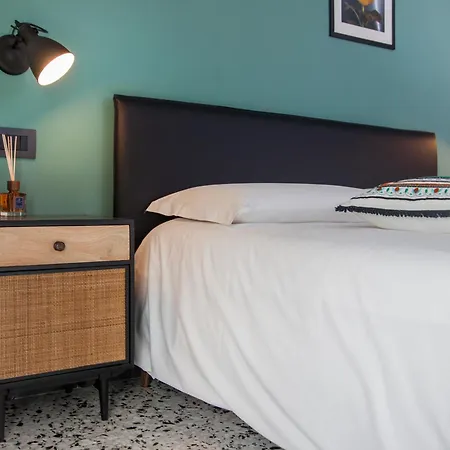 Moncrivel & Relax Nocleg ze śniadaniem 3*